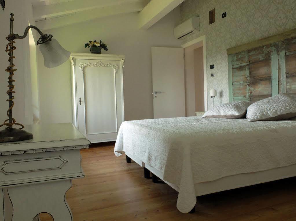 카프리노 베로네세 Garda & Golf B&B 외부 사진